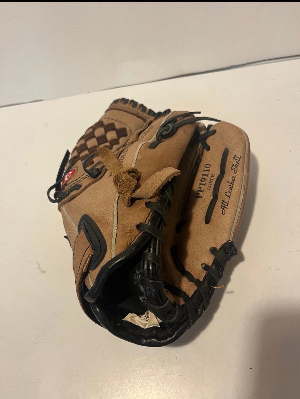 Rawlings Baseball Glove 11 Inch All Leather Shell
